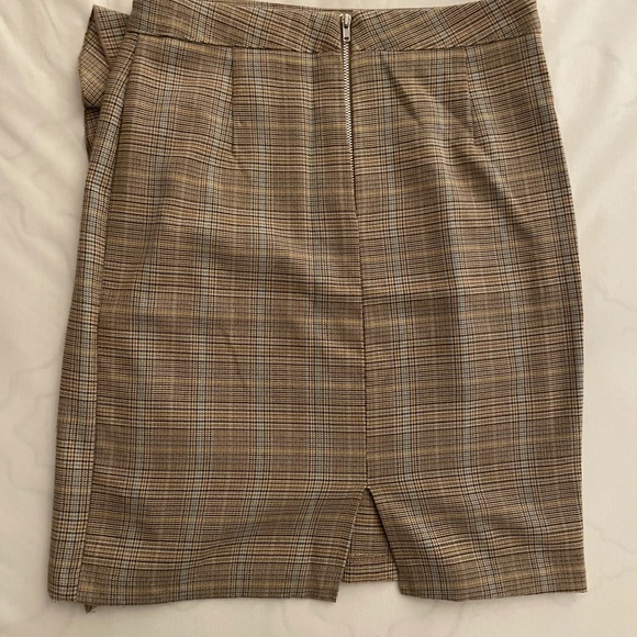 Pencil skirt - Picture 2 of 5